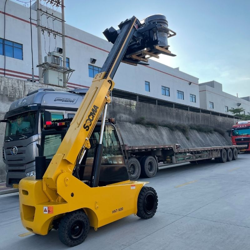 Мини-телескопический погрузчик SOCMA HNT-M25 грузоподъемностью 2,5 тонны для строительства и складских работ