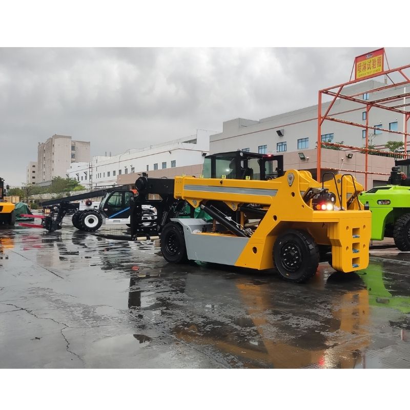 Телескопический погрузчик SOCMA HNTC-160 грузоподъемностью 16 тонн для работы с контейнерами